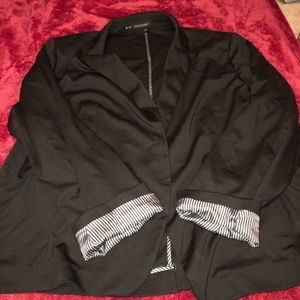 Women’s plus size blazer